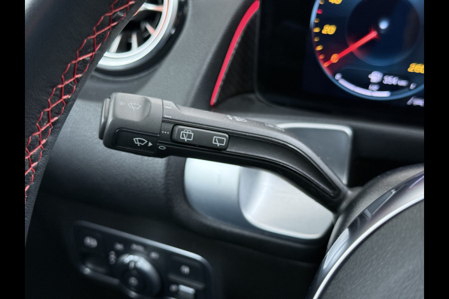 Mercedes-Benz Glb 200 AMG line | Pano Memory Multibeam Keyless