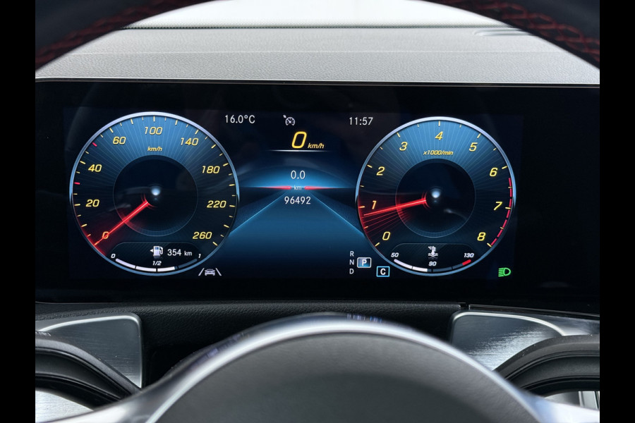 Mercedes-Benz Glb 200 AMG line | Pano Memory Multibeam Keyless