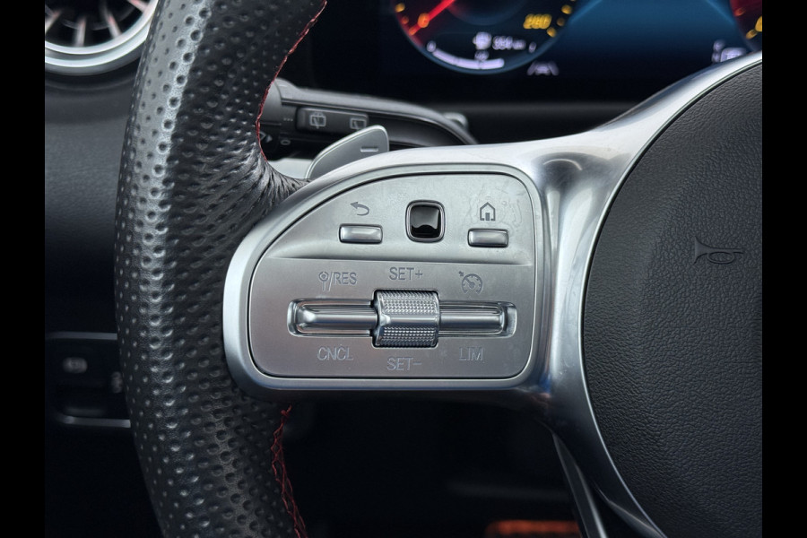 Mercedes-Benz Glb 200 AMG line | Pano Memory Multibeam Keyless