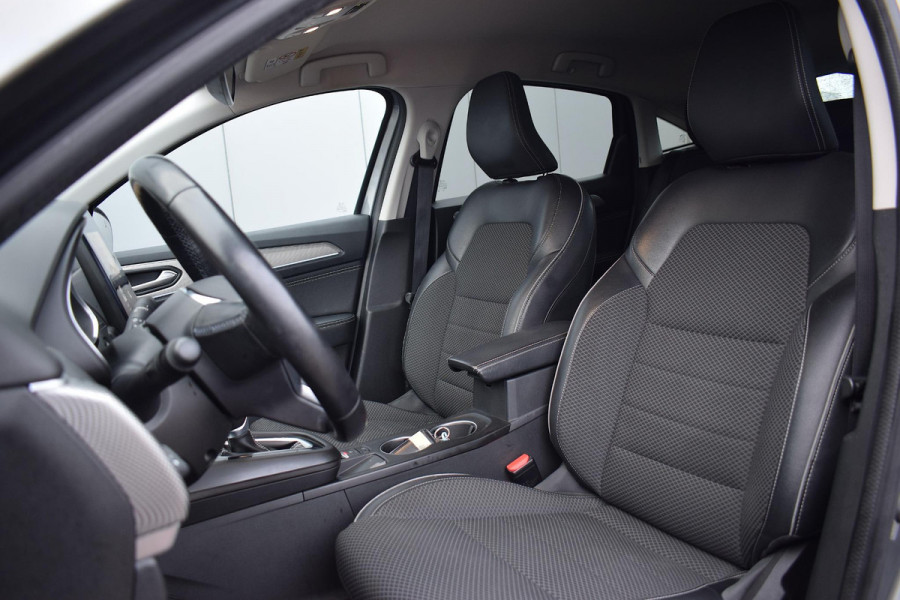 Renault Arkana 1.6 E-Tech Hybrid 145 Intens | Apple CarPlay | LED | Camera | Climate