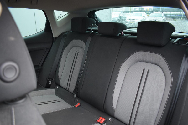 Seat Leon 1.0 TSI Style Launch Edition | Apple CarPlay | Stuur- en Stoelverw. | Camera