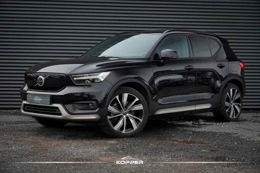 Volvo XC40 Recharge P8 AWD R-Design / Pano / Trekhaak / 20'' / Warmtepomp / Harman Kardon
