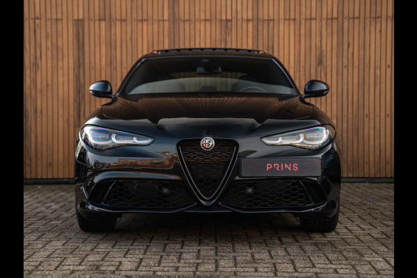 Alfa Romeo Giulia 2.0T GME AWD Competizione 280pk | Pano-dak | Harman/Kardon | CarPlay | Lederen dash.