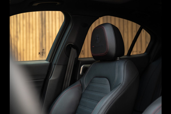 Alfa Romeo Giulia 2.0T GME AWD Competizione 280pk | Pano-dak | Harman/Kardon | CarPlay | Lederen dash.