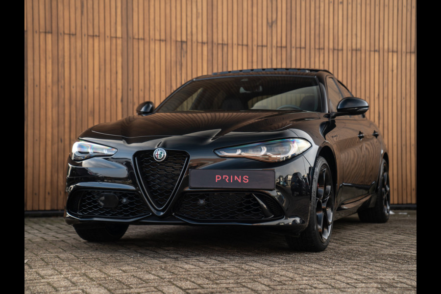 Alfa Romeo Giulia 2.0T GME AWD Competizione 280pk | Pano-dak | Harman/Kardon | CarPlay | Lederen dash.