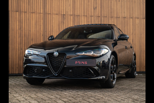 Alfa Romeo Giulia 2.0T GME AWD Competizione 280pk | Pano-dak | Harman/Kardon | CarPlay | Lederen dash.