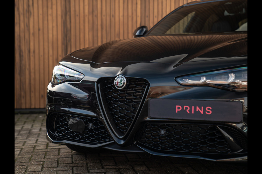 Alfa Romeo Giulia 2.0T GME AWD Competizione 280pk | Pano-dak | Harman/Kardon | CarPlay | Lederen dash.