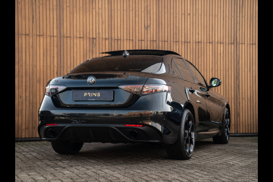 Alfa Romeo Giulia 2.0T GME AWD Competizione 280pk | Pano-dak | Harman/Kardon | CarPlay | Lederen dash.