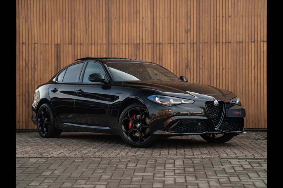 Alfa Romeo Giulia 2.0T GME AWD Competizione 280pk | Pano-dak | Harman/Kardon | CarPlay | Lederen dash.