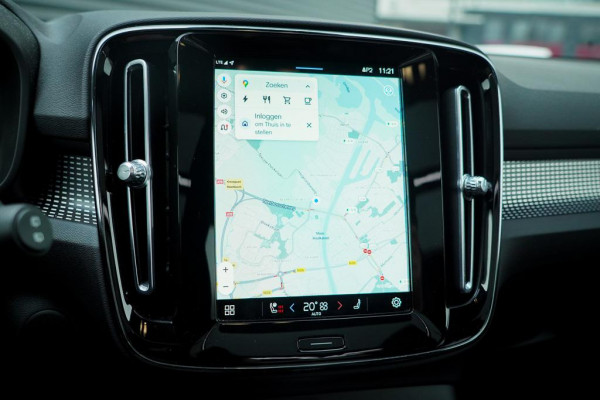 Volvo XC40 Recharge P8 AWD R-Design / Pano / Trekhaak / 20'' / Warmtepomp / Harman Kardon