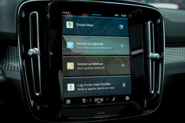 Volvo XC40 Recharge P8 AWD R-Design / Pano / Trekhaak / 20'' / Warmtepomp / Harman Kardon