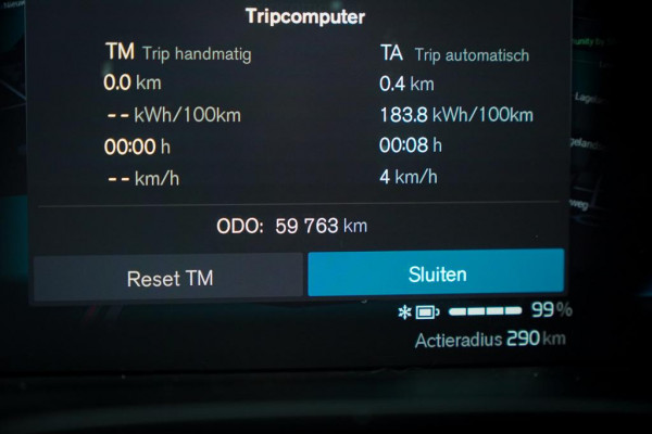 Volvo XC40 Recharge P8 AWD R-Design / Pano / Trekhaak / 20'' / Warmtepomp / Harman Kardon