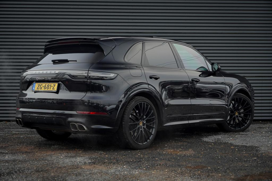 Porsche Cayenne 4.0 Turbo / PSCB / Pano / Burmester / Stoelklima / Trekhaak Elek