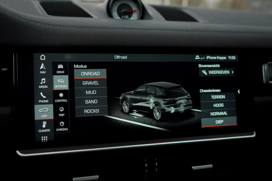 Porsche Cayenne 4.0 Turbo / PSCB / Pano / Burmester / Stoelklima / Trekhaak Elek