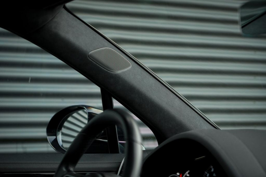 Porsche Cayenne 4.0 Turbo / PSCB / Pano / Burmester / Stoelklima / Trekhaak Elek