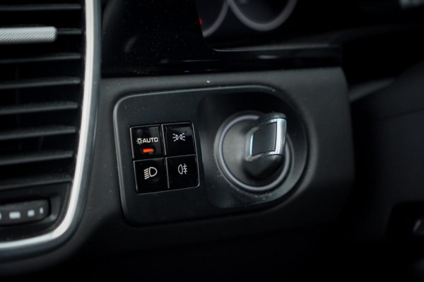 Porsche Cayenne 4.0 Turbo / PSCB / Pano / Burmester / Stoelklima / Trekhaak Elek