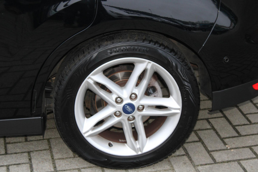 Ford C-MAX 1.0 Titanium 125pk | Stoelverwarming | Trekhaak | Camera | Xenon