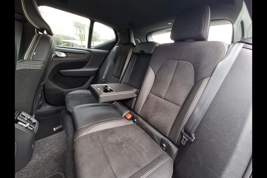 Volvo XC40 Recharge P8 AWD R-Design | SOH: nnb | Alcantara | Adaptive CC | Camera | Blindspot |