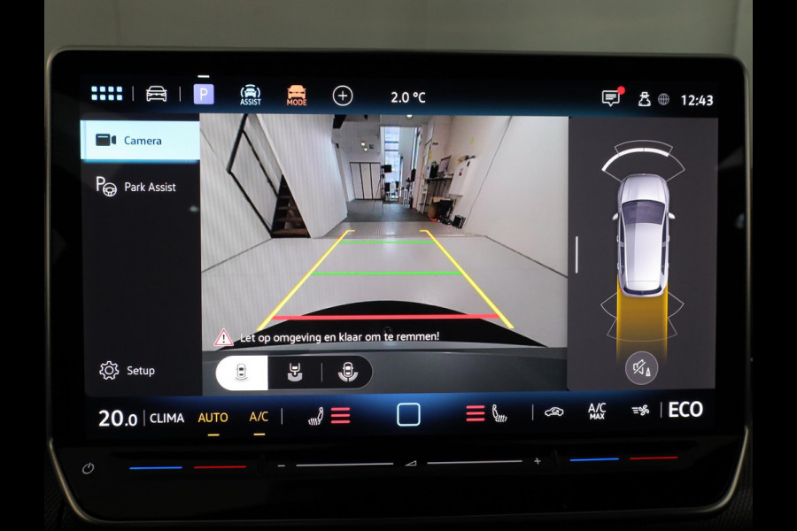 Volkswagen Golf 1.5 eHybrid GTE 272 pk Automaat (DSG) | Verlengde garantie | Navigatie | Trekhaak (wegklapbaar) | Parkeersensoren | Achteruitrijcamera | Stoelverwarming |