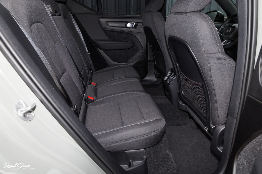 Volvo XC40 Recharge Ultimate 70 kWh | Adaptieve cruise | Panorama dak | Matrix led | Harman Kardon |