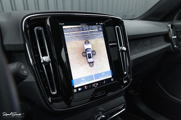 Volvo XC40 Recharge Ultimate 70 kWh | Adaptieve cruise | Panorama dak | Matrix led | Harman Kardon |