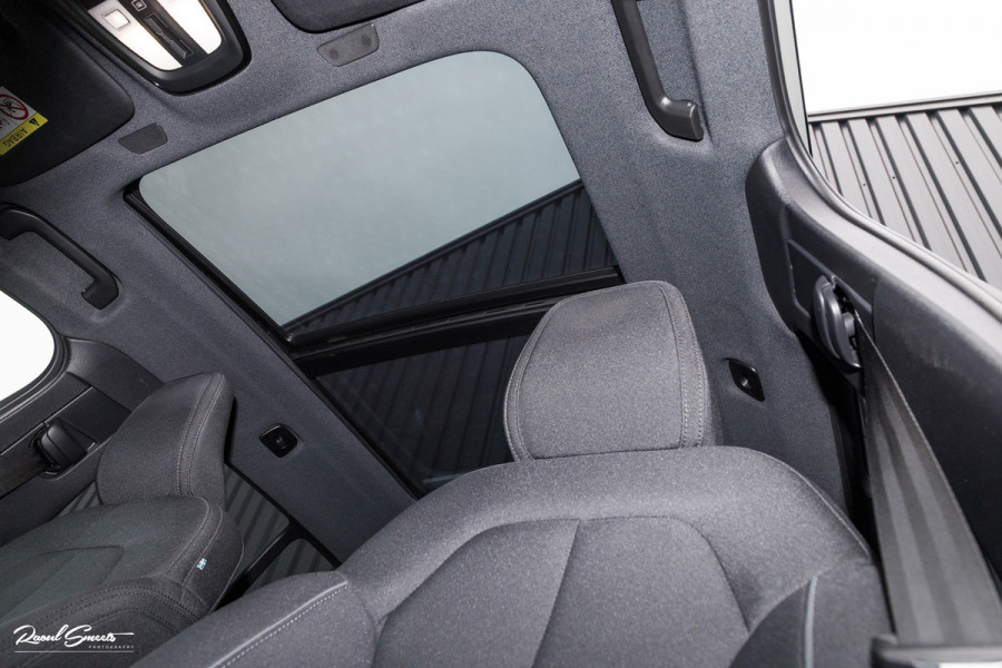 Volvo XC40 Recharge Ultimate 70 kWh | Adaptieve cruise | Panorama dak | Matrix led | Harman Kardon |