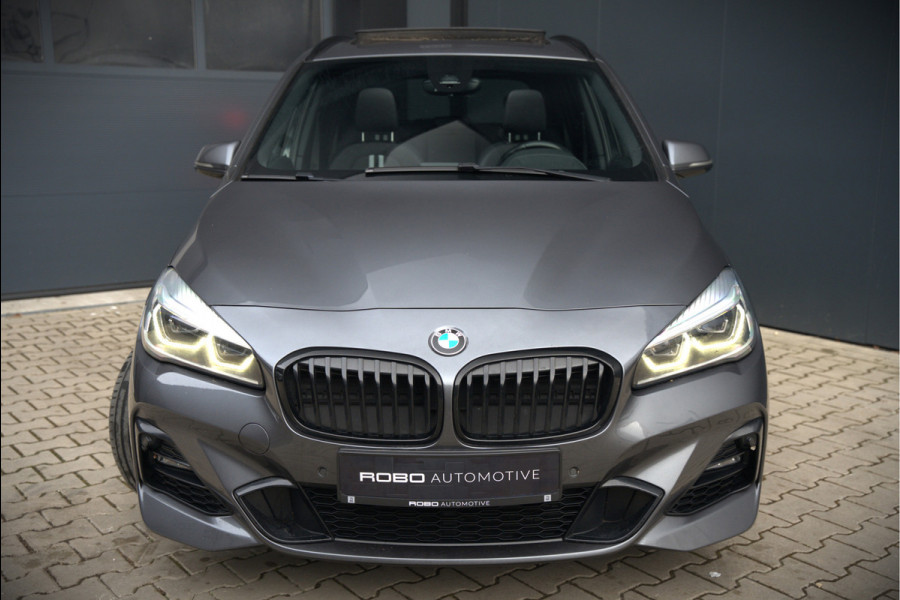 BMW 2 Serie Gran Tourer 218i 7p. High Executive M Sport | Panoramadak | Stoelverwarming | Trekhaak | Adaptive LED | HIFI | Apple Carplay | Cruise Control | Climate Control | Keyless |