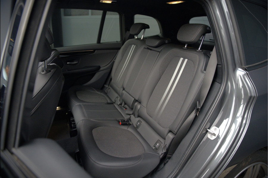 BMW 2 Serie Gran Tourer 218i 7p. High Executive M Sport | Panoramadak | Stoelverwarming | Trekhaak | Adaptive LED | HIFI | Apple Carplay | Cruise Control | Climate Control | Keyless |