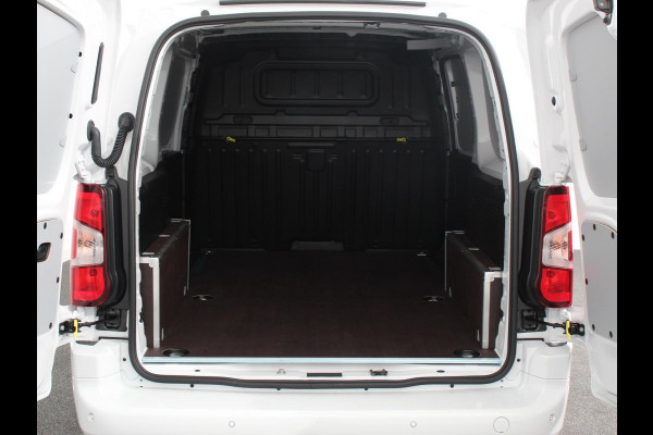 Opel Combo 1.5 BlueHDi 130 S&S L2 Automaat | Navigatie | Apple Carplay / Android Auto | Trekhaak | Airco | Camera | Cruise Control | Parkeersensoren V+A | DAB