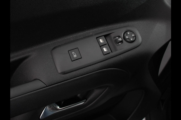 Opel Combo 1.5 BlueHDi 130 S&S L2 Automaat | Navigatie | Apple Carplay / Android Auto | Trekhaak | Airco | Camera | Cruise Control | Parkeersensoren V+A | DAB