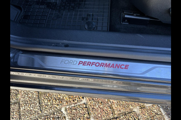 Ford Focus 2.3 EcoBoost ST-3 280pk  | Panoramadak | Winter Pack | Adaptive LED | Adaptive cruise control | Achteruitrijcamera | Bang&Olufsen | Head up Display