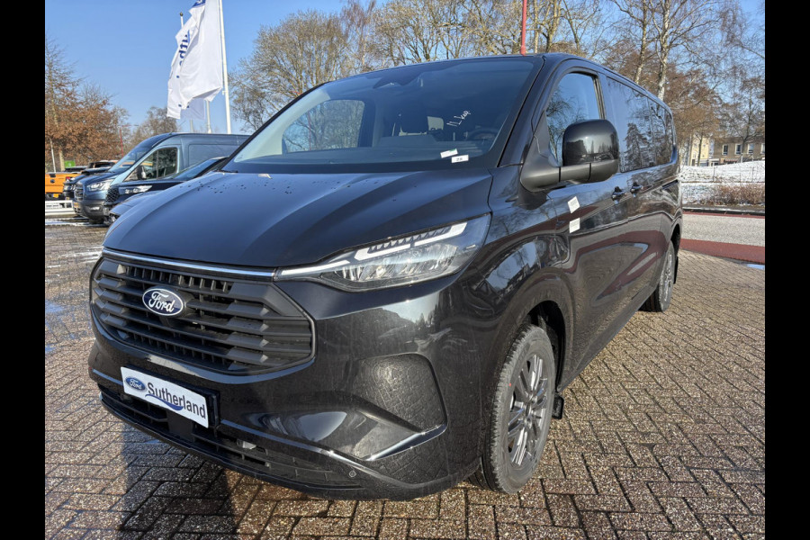 Ford Transit Custom 340 2.5 PHEV L2H1 Limited SCI | 233pk | Kombi | Incl. BTW/BPM | Dubbele zijschuifdeur | Privacy Glass | Inklapbare trekhaak | 17 inch lichtmetalen velgen | Driver Assistance Pack Premium | Verwarmbaar stuurwiel