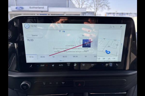 Ford Transit Custom 340 2.5 PHEV L2H1 Limited SCI | 233pk | Kombi | Incl. BTW/BPM | Dubbele zijschuifdeur | Privacy Glass | Inklapbare trekhaak | 17 inch lichtmetalen velgen | Driver Assistance Pack Premium | Verwarmbaar stuurwiel