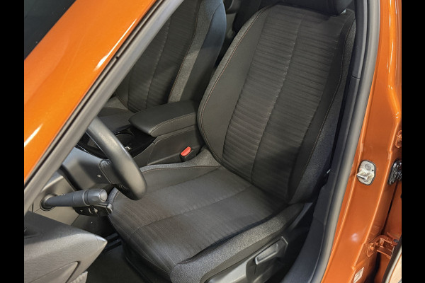 Peugeot e-2008 EV Blue Lease Active 50 kWh | Camera | Navi | LED