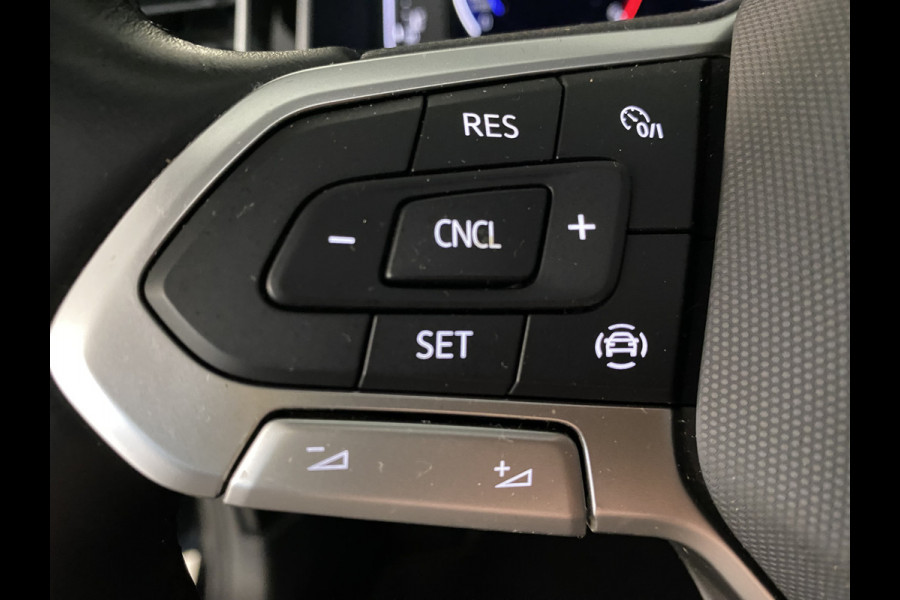 Volkswagen Polo 1.0 TSI R-Line Business DSG Panoramadak / Camera /Carplay / Navigatie / IQ Light