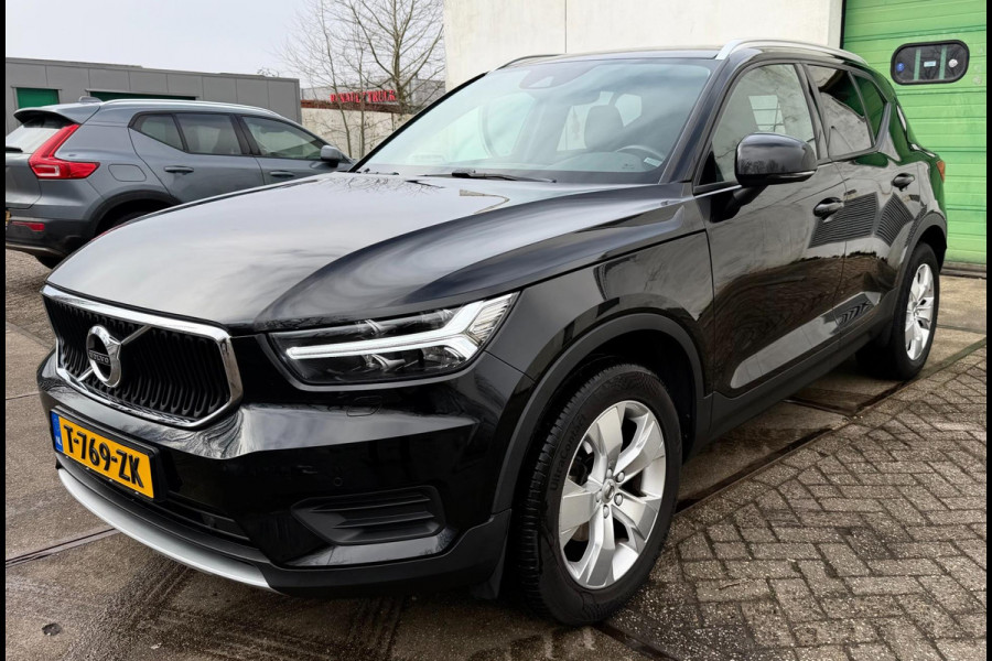 Volvo XC40 1.5 T3 Momentum Pro