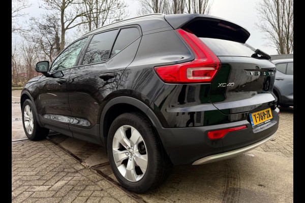 Volvo XC40 1.5 T3 Momentum Pro