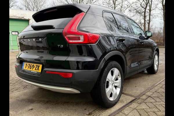 Volvo XC40 1.5 T3 Momentum Pro