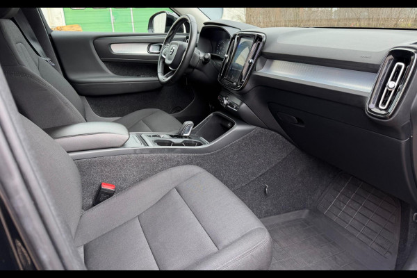 Volvo XC40 1.5 T3 Momentum Pro