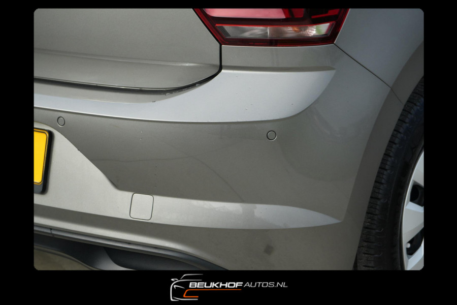 Volkswagen Polo 1.0 TSI Parkeersensor Carplay Navi Adapt Cru