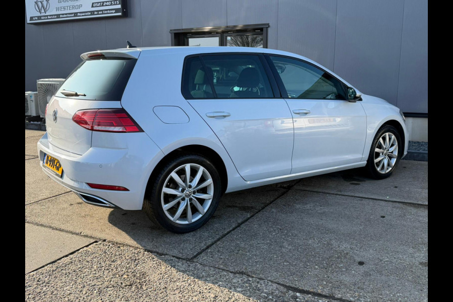 Volkswagen Golf 1.5 TSI Highline Business White silver Hihgline LED NAVI VIRTUALCOCKPIT