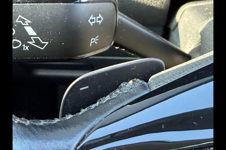 Volkswagen Golf 1.5 TSI Highline Business White silver Hihgline LED NAVI VIRTUALCOCKPIT