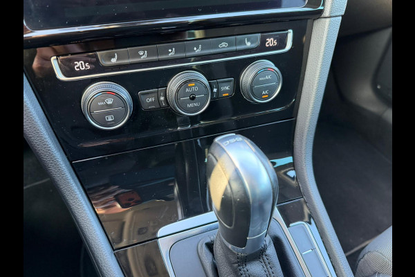 Volkswagen Golf 1.5 TSI Highline Business White silver Hihgline LED NAVI VIRTUALCOCKPIT