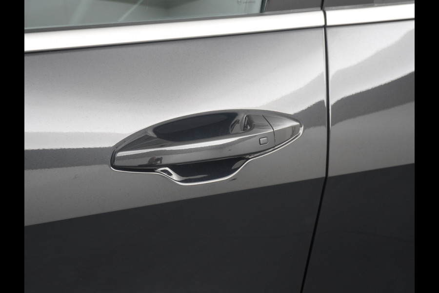 Kia Sportage 1.6 T-GDi Hybrid DynamicPlusLine - Navigatie - Stoel/Stuurverwarming - Lichtmetalen Velgen - Adaptief Cruise Control - Fabrieksgarantie Tot 2030