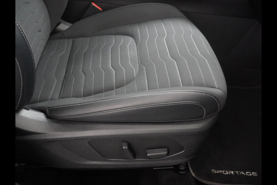 Kia Sportage 1.6 T-GDi Hybrid DynamicPlusLine - Navigatie - Stoel/Stuurverwarming - Lichtmetalen Velgen - Adaptief Cruise Control - Fabrieksgarantie Tot 2030