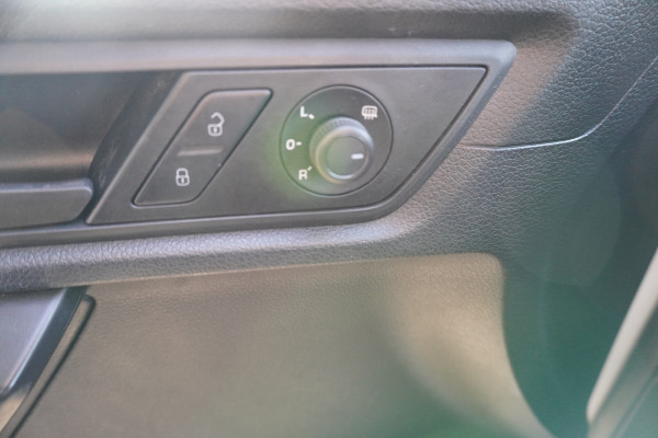 Volkswagen Caddy 2.0 TDI L2H1 BMT Maxi Comfortline nr. V044 | Airco | Cruise | Laadruimte inrichting