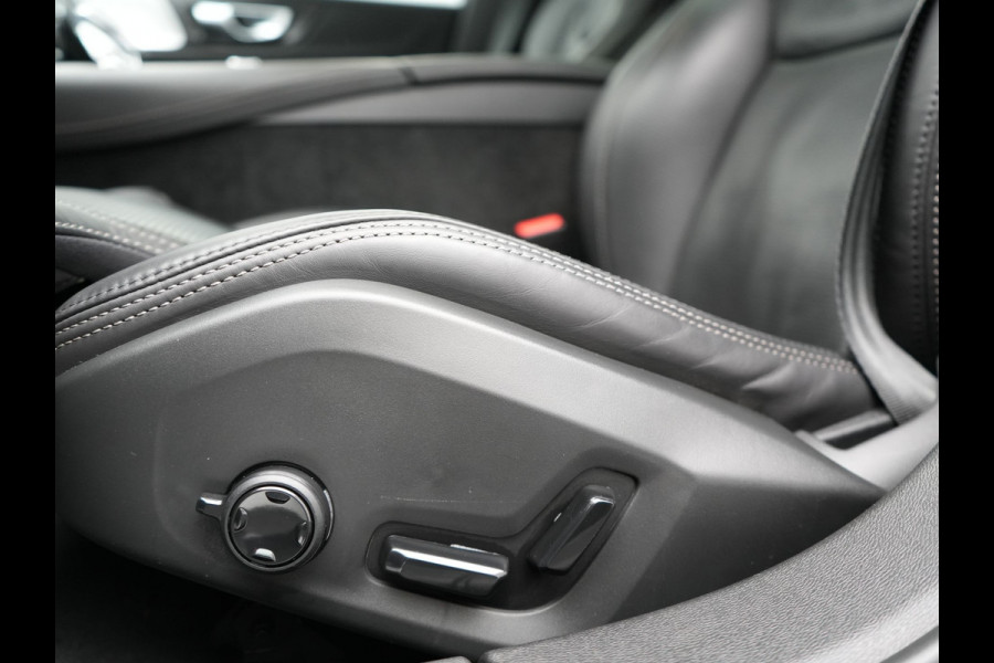 Volvo V60 T6 Recharge AWD Inscription Plug In Hybrid 340pk Dealer O.H. PHEV | Trekhaak Af Fabriek | Panodak | Lederen Sportstoelen Massage & Memory & Ventilatie | Adaptive Cruise | Head Up | 360 Camera | Stoelen & Stuur Verwarmd | Bowers & Wilkins |