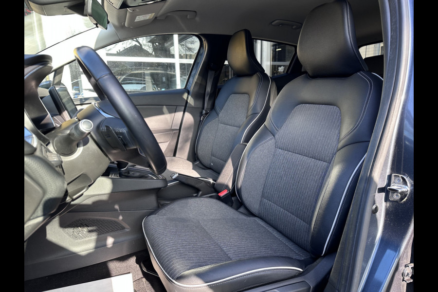 Renault Clio 1.3 TCe Intens CLIMA / CRUISE / LANE ASSIST / CARPLAY / AUTOMAAT