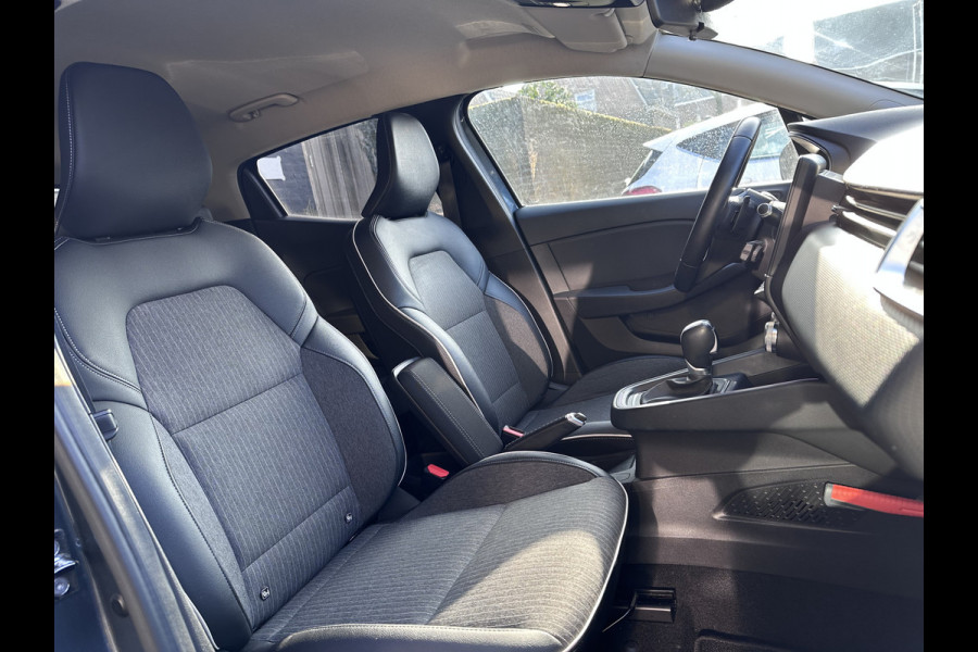 Renault Clio 1.3 TCe Intens CLIMA / CRUISE / LANE ASSIST / CARPLAY / AUTOMAAT