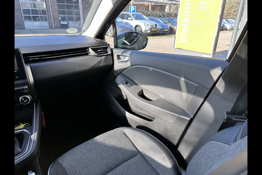 Renault Clio 1.3 TCe Intens CLIMA / CRUISE / LANE ASSIST / CARPLAY / AUTOMAAT
